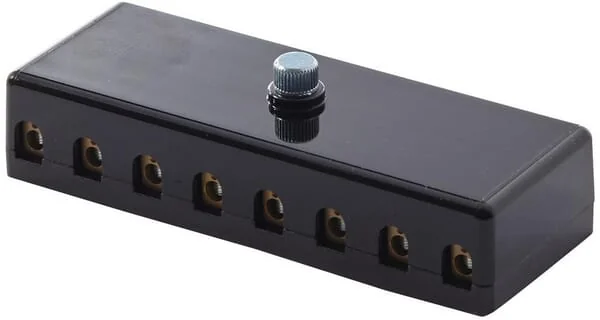 Hella - 8JD002290201 - Fuse Box