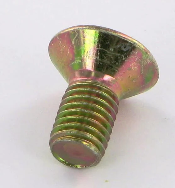 KUBOTA - KG00850661 - Bolt