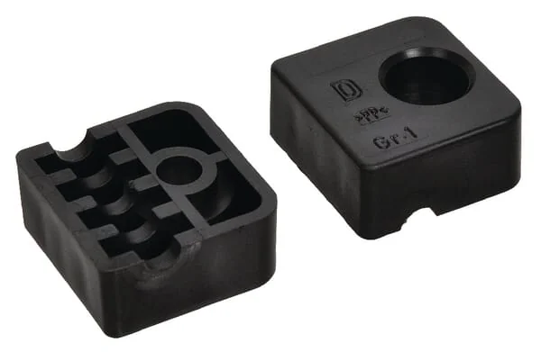 STAUFF - RS911006P001 - Pipe Clamp 6mm (1)