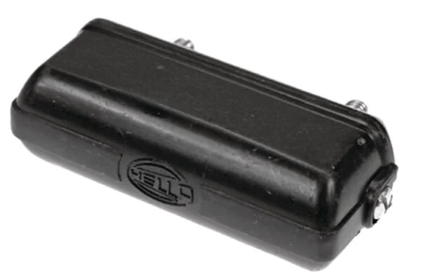 Vapormatic - VPM3728 - Rectangular License Plate Light Bolted Vapormatic