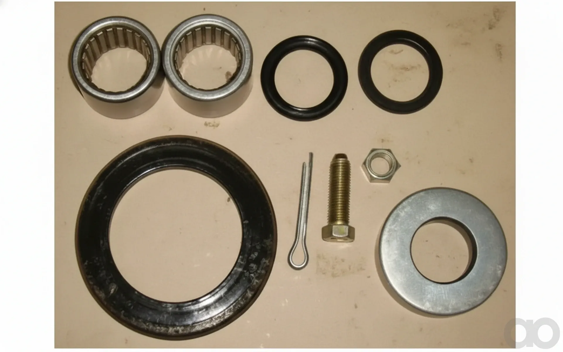 Komatsu - 3EA2405021 - Bearing Set Steering Plate
