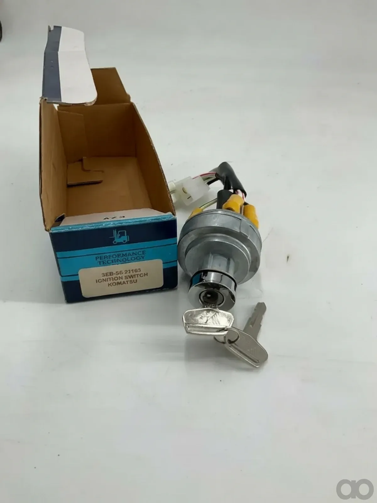 Komatsu - 3EB5521163 - Starter Switch