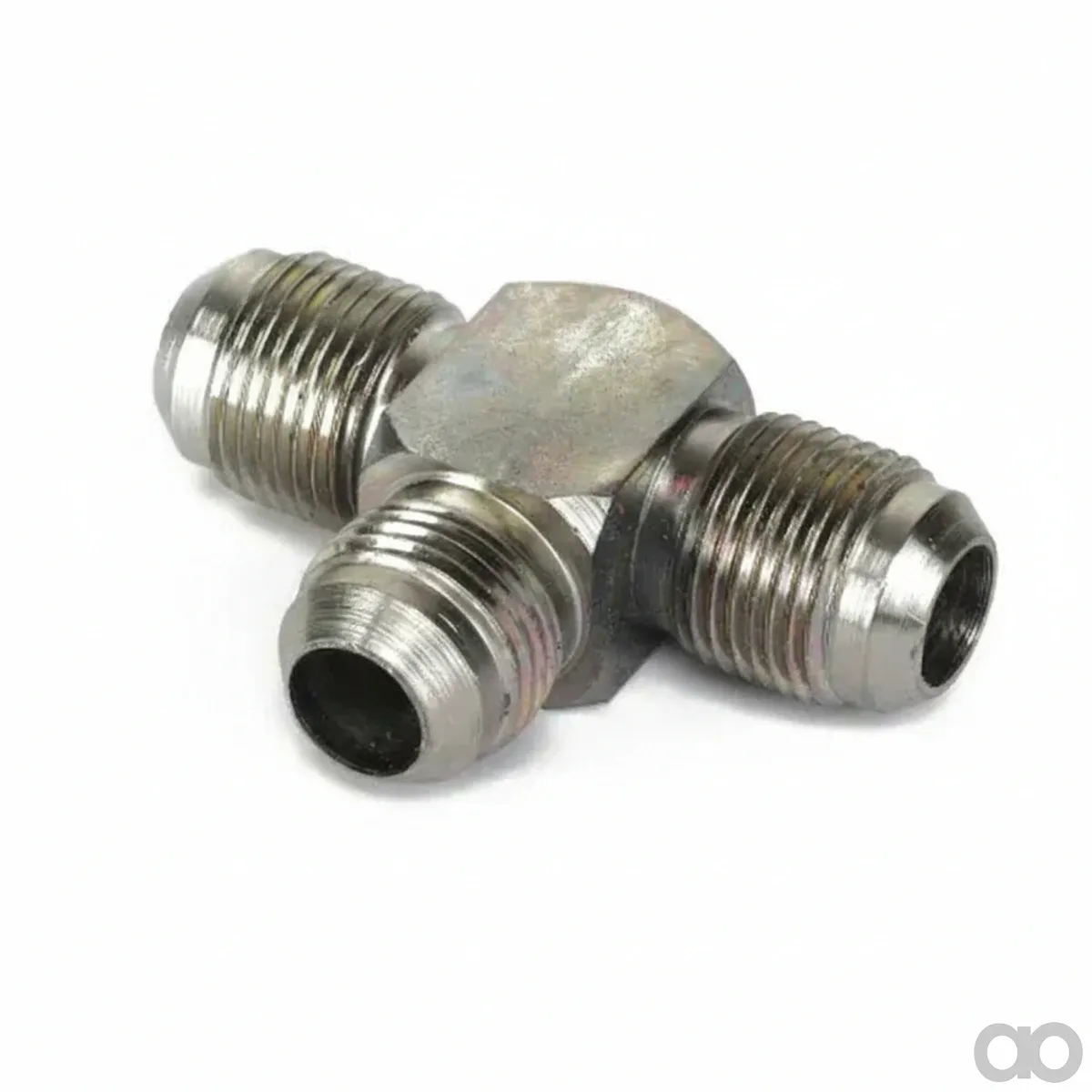 Massey Ferguson - 8746562 - Tee Fitting