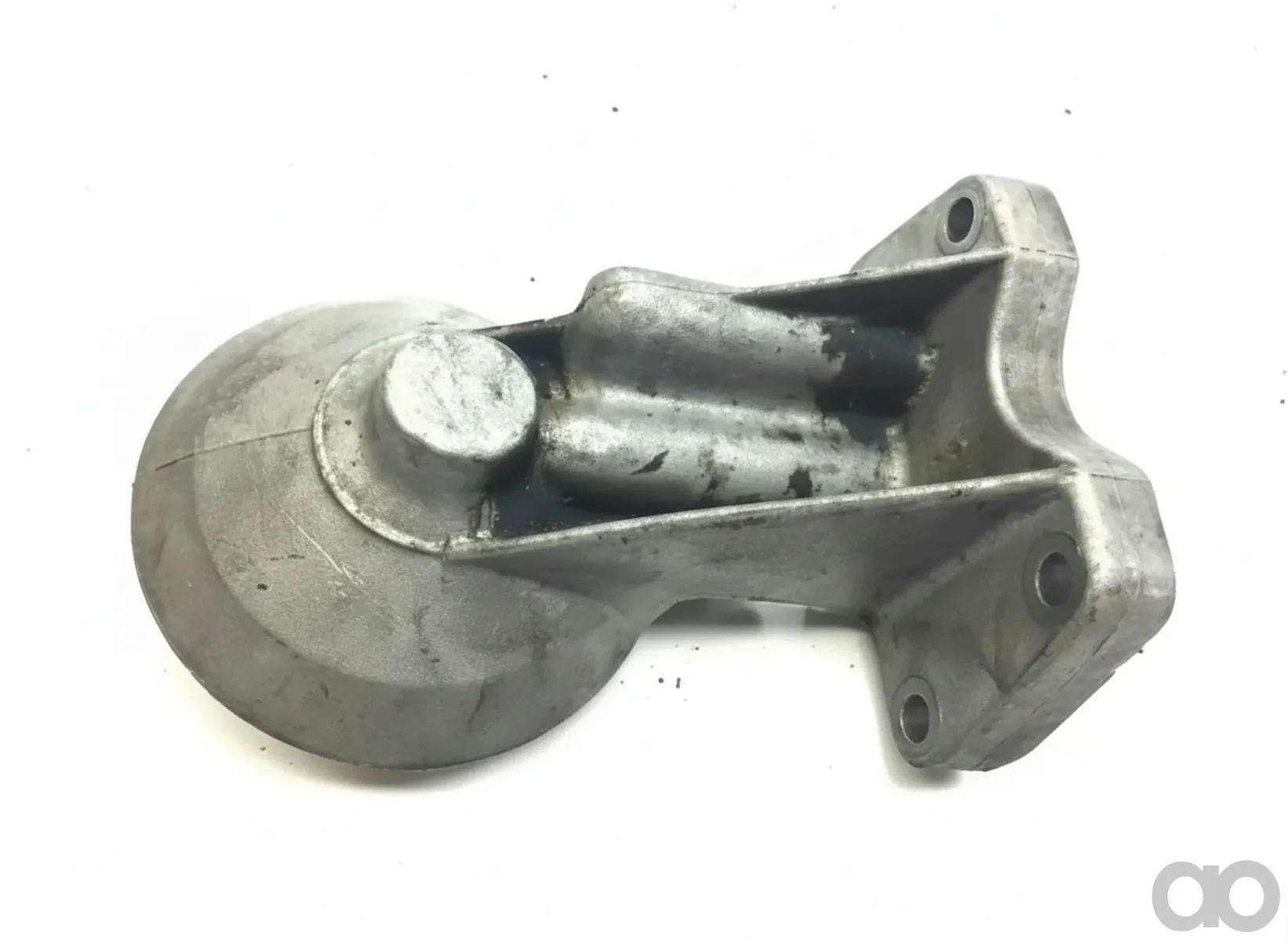 Volvo - 1543852 - Oil Filter Housing
