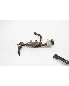 Yamaha - 5KM2583V0000 - Rear Master-Cylinder C